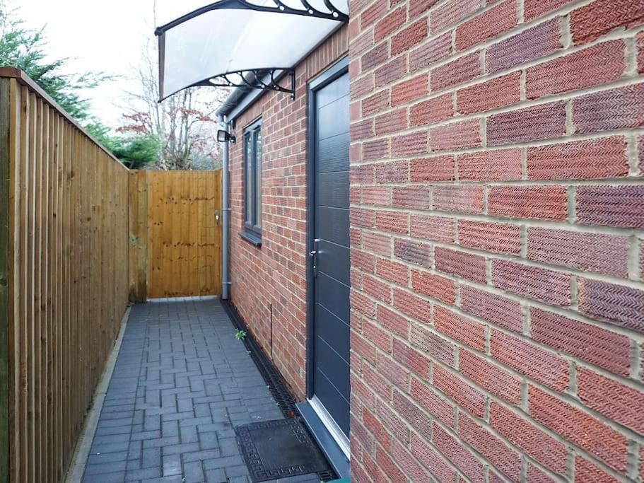 Horizon House, Stunning 2-Bedroom Flat 1, Parking, Netflix, Oxford Extérieur photo