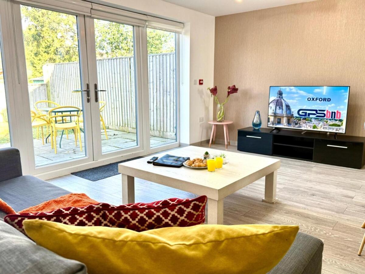 Horizon House, Stunning 2-Bedroom Flat 1, Parking, Netflix, Oxford Extérieur photo