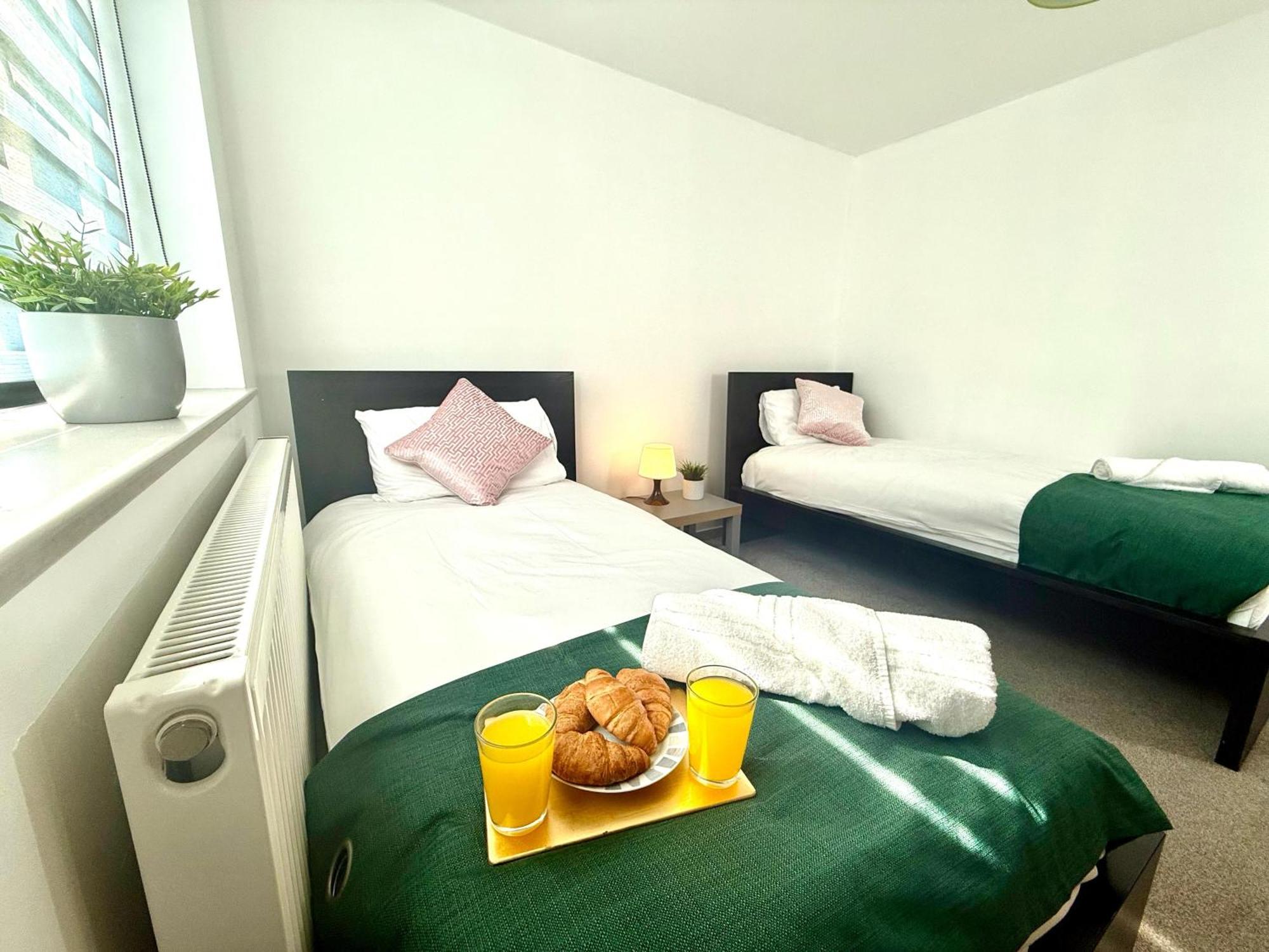 Horizon House, Stunning 2-Bedroom Flat 1, Parking, Netflix, Oxford Extérieur photo